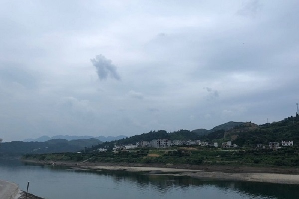 图3为里耶风景.jpg